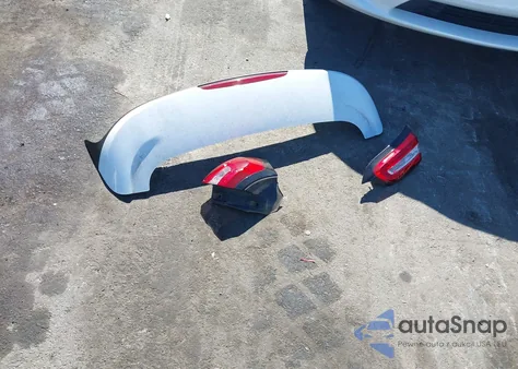 2017 Jeep Cherokee Altitude Fwd from USA, damaged, VIN 1C4PJLAB5HW572817